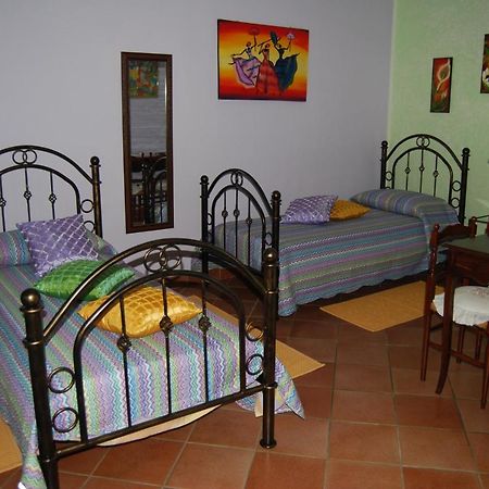 Sette Nani Bed & Breakfast Elmas Bagian luar foto