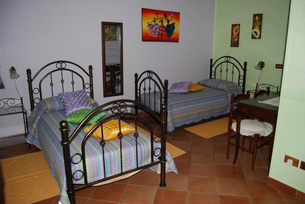 Sette Nani Bed & Breakfast Elmas Bagian luar foto