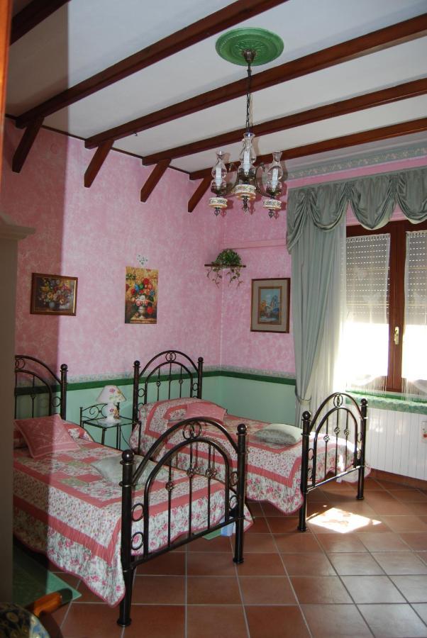Sette Nani Bed & Breakfast Elmas Bagian luar foto